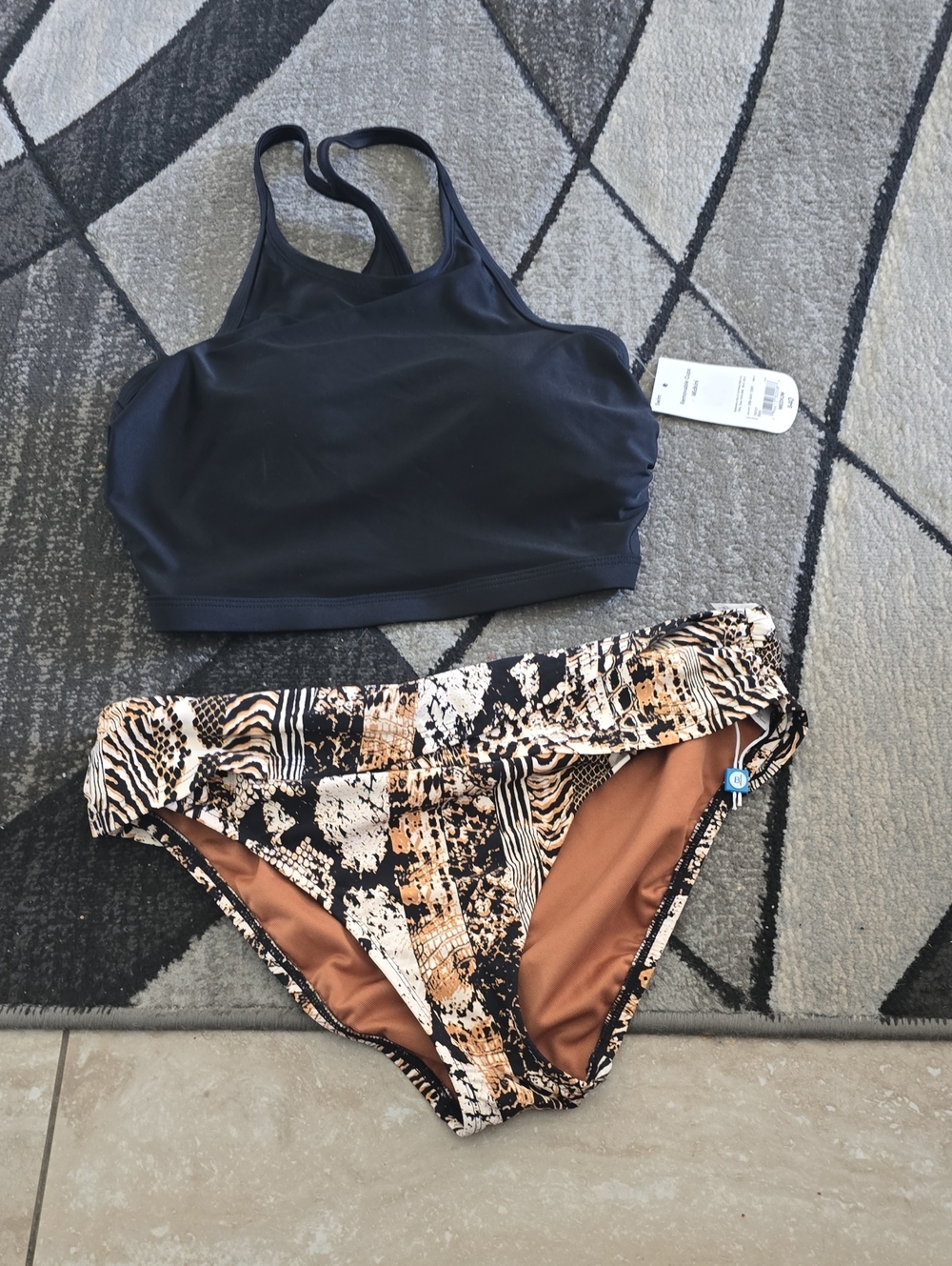 Black Racerback Bikini Top with Animal Print Bikini Bottoms Sz Med